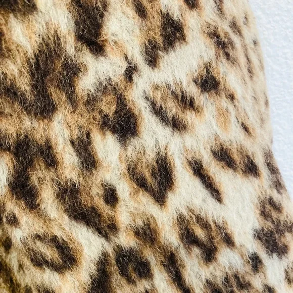 J. Crew Snow Leopard Print Top Peacoat - Picture 4 of 12